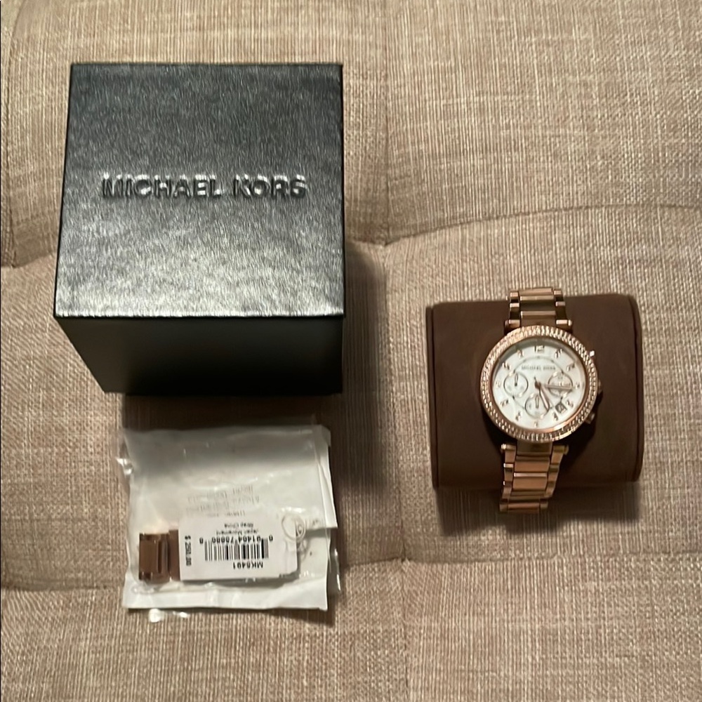 *SOLD* Michael Kors Rose Gold Chronograph Watch